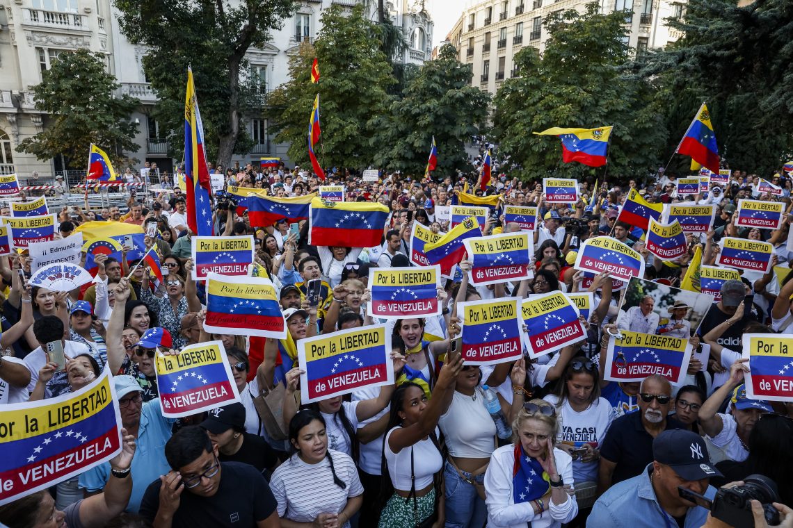 Spanish supporters of the Venezuelan opposition rallying “For the freedom of Venezuela” in Madrid, Spain